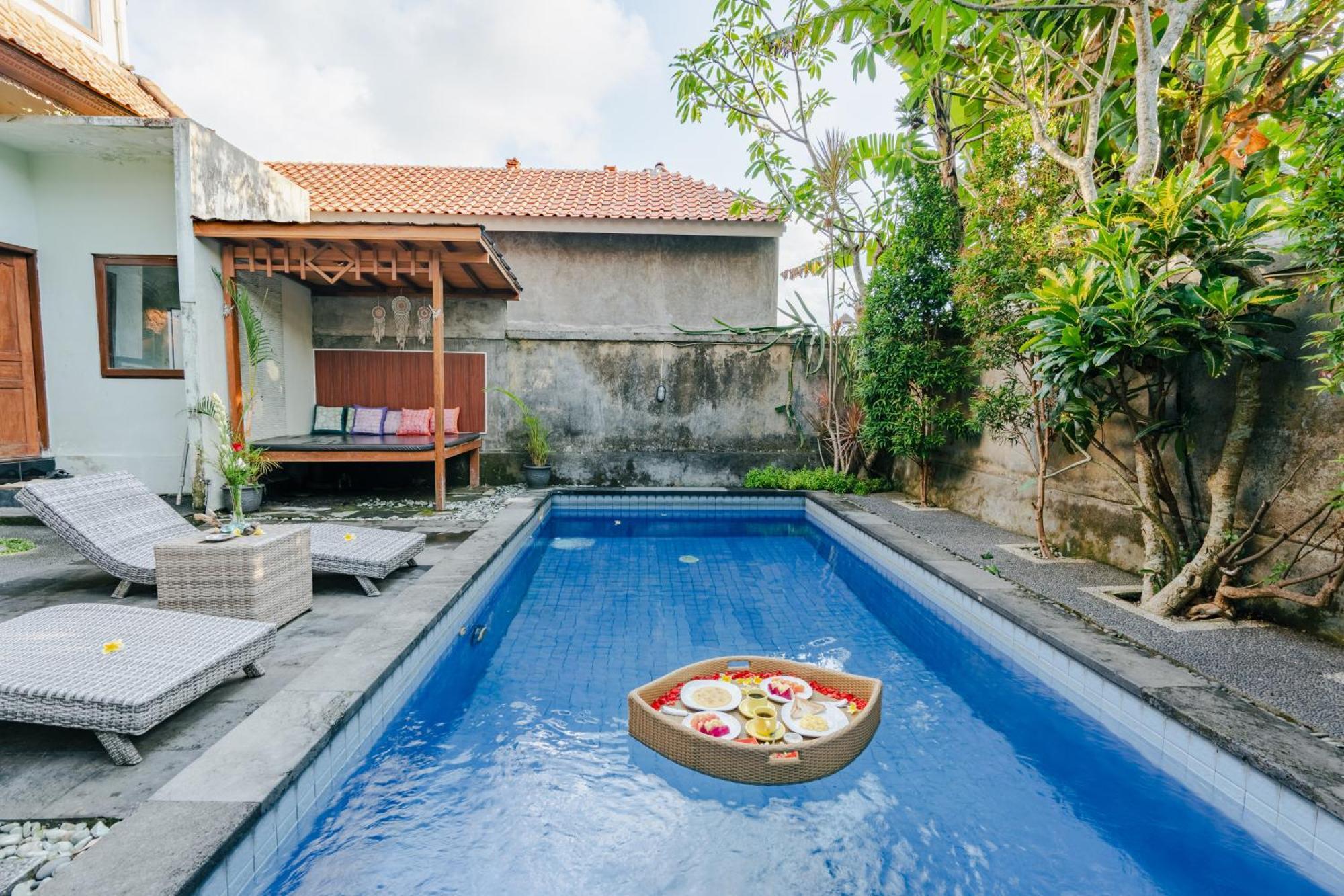 Sebujan Grand Aurora Motel Ubud  Exterior photo